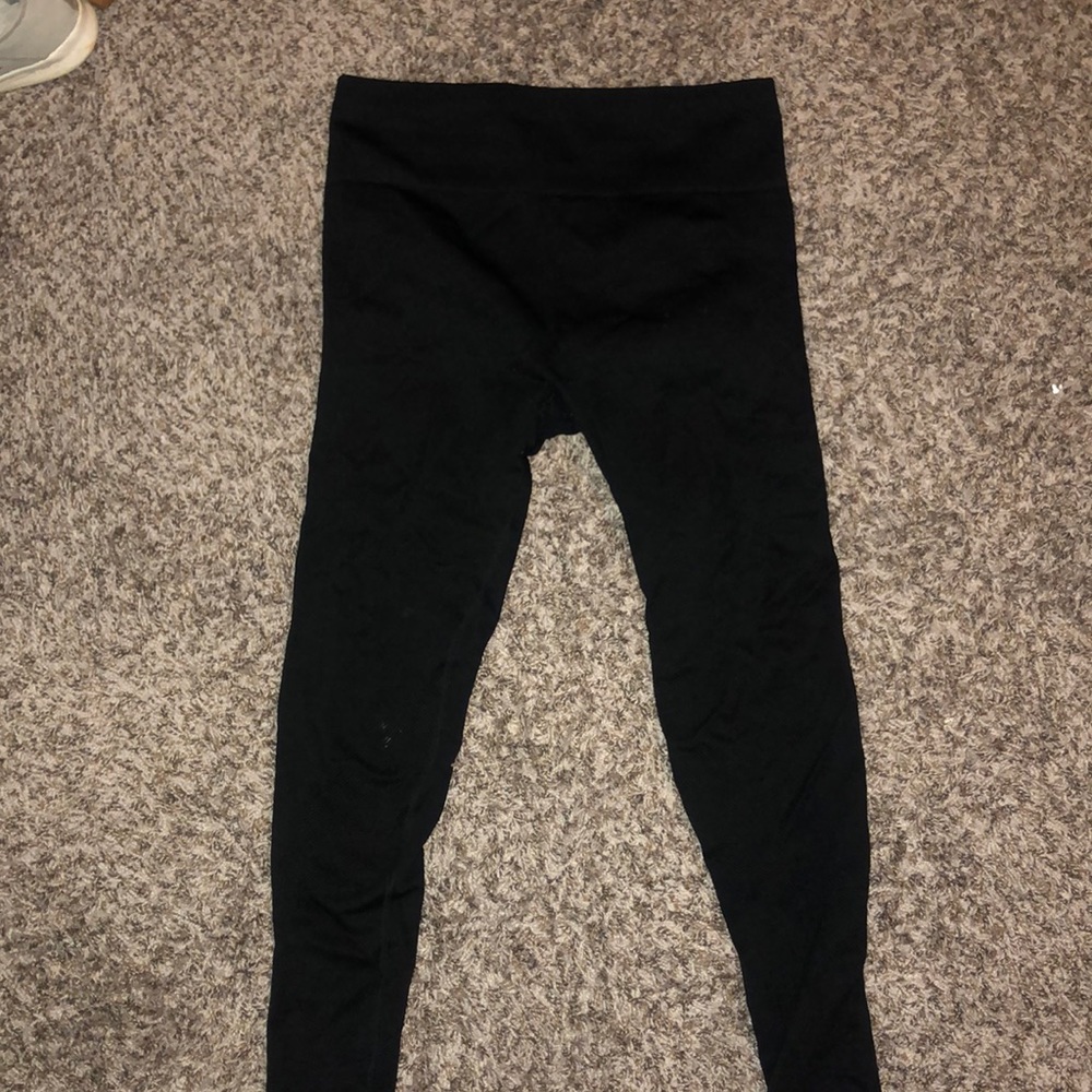 Black fabletics leggings